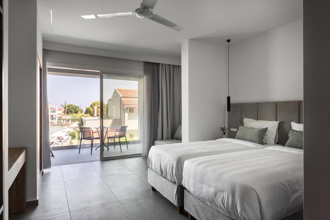 Acharavi Beach Hotel Екстериор снимка