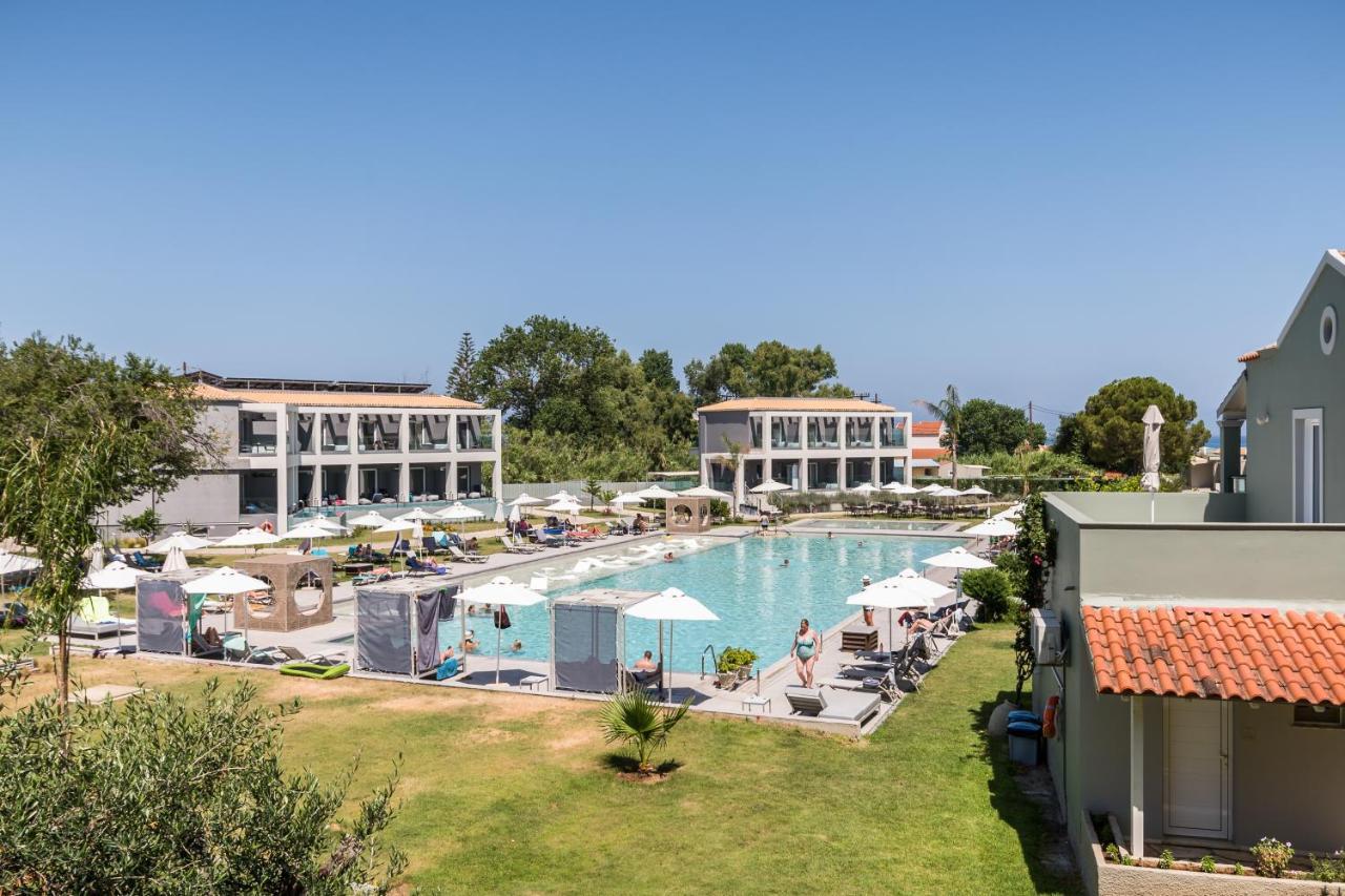 Acharavi Beach Hotel Екстериор снимка